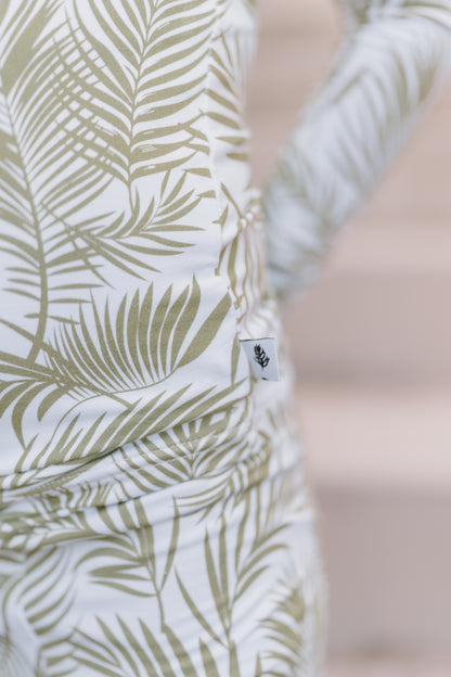 Transform your toddler’s bedtime with the luxuriously soft Cali Coastal two-piece pajama set! Featuring a breezy palm leaf design inspired by the serenity of coastal living, this vibrant print blends playfulness and style, perfect for adding a refreshing touch to your little one’s nightly routine. Crafted from eco-friendly bamboo fabric, the Cali Coastal set is incredibly soft, breathable, and gentle on sensitive skin. Bamboo’s natural temperature-regulating and moisture-absorbing properties help keep your 
