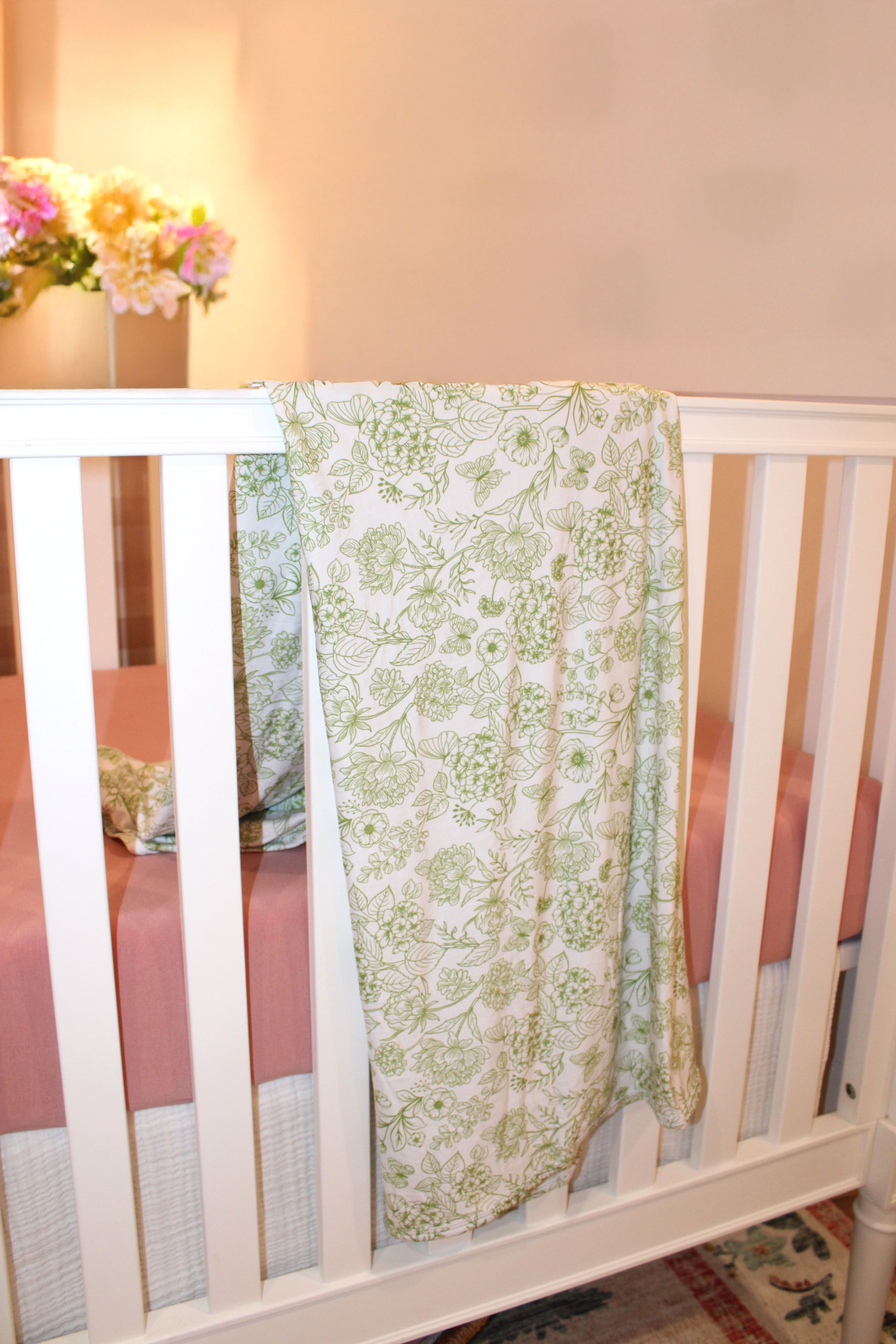Botanical baby blanket in Moss Green from Shae & Palmer — breathable bamboo blend that’s gentle on skin and perfect for naps, stroller rides, or gifting.