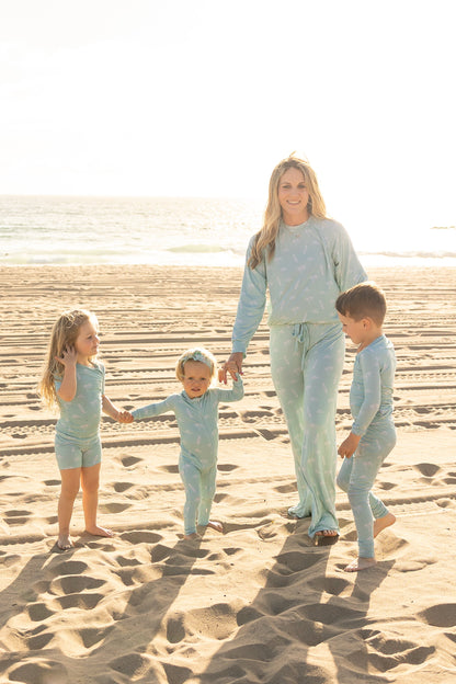 Women’s long sleeve bamboo pajama set in the Surfside Dreams print by Shae & Palmer with a relaxed coastal-inspired design.