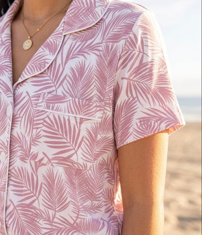Luxury women’s Cali Coastal pajamas by Shae & Palmer designed with ultra-soft, temperature-regulating bamboo fabric and a modern coastal print.
