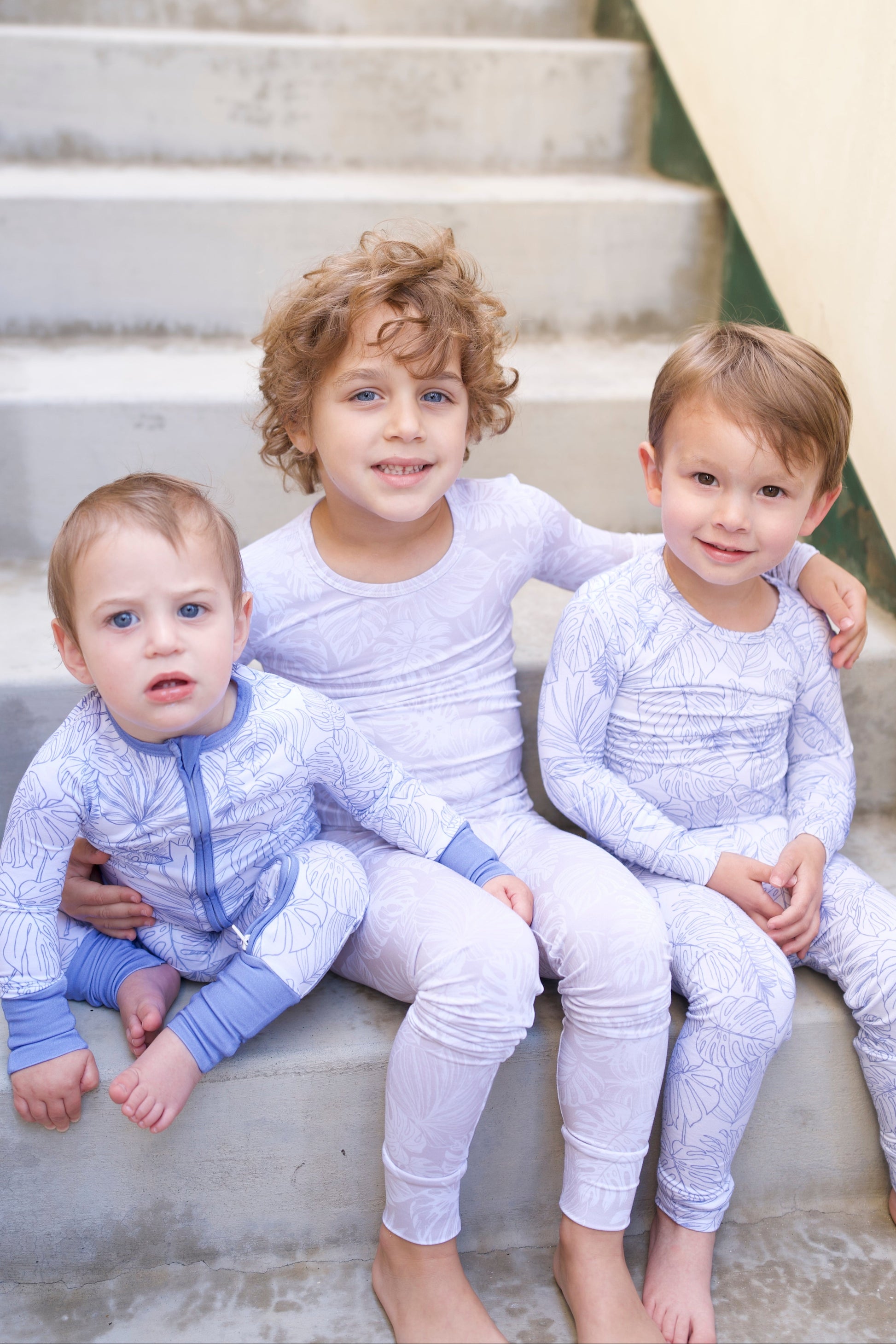 Shae & Palmer Tropical Bliss Collection — vibrant bamboo toddler pajamas in tropical floral print. Two-piece set for baby and toddler girls, ultra-soft, breathable, and perfect for summer sleep and play.